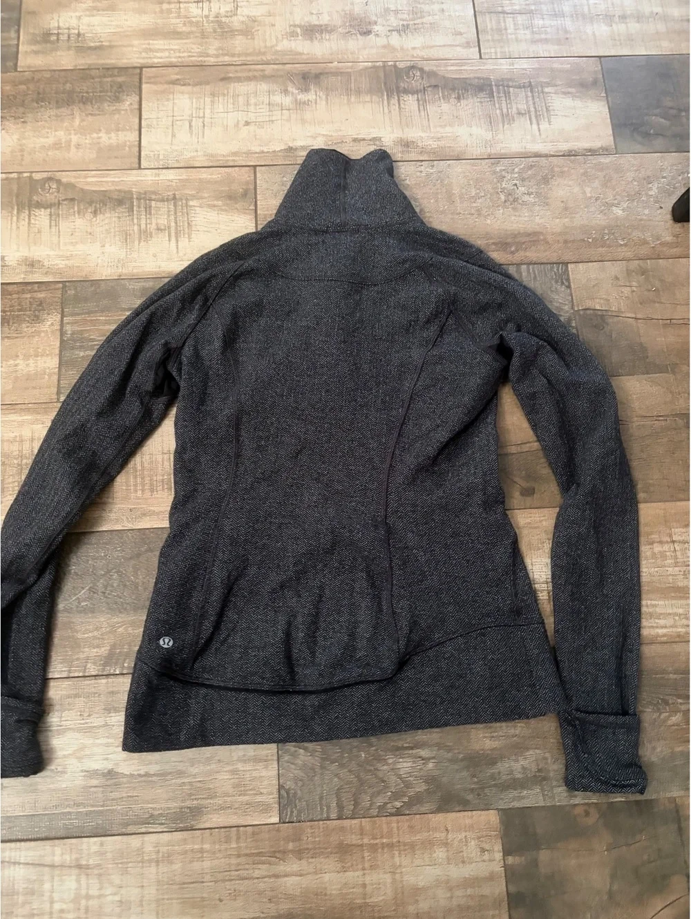 Lululemon Think Fast Pullover Herringbone Cowl Neck Thumb Holes Size 6